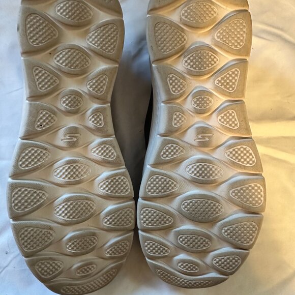 🆕 Skechers Slip-ins Ultra Flex 3.0 Smooth Step Size 9 - Picture 5 of 7